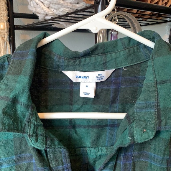 Green and black flannel - Picture 2 of 3
